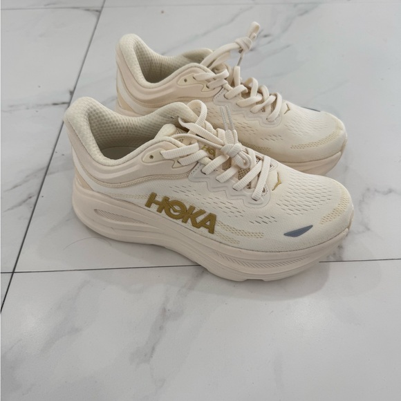 Hoka One One Shoes - Hoka One Bondi 9 Women’s Running Shoe Size 6.5B